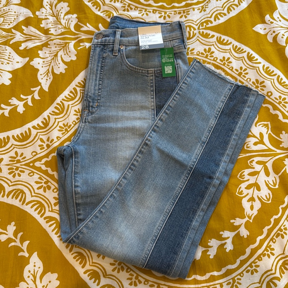 NWT Gap High Rise Vintage Slim Patchwork Jeans - size 28/6